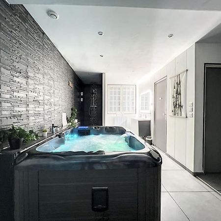 Dream Loft Jacuzzi - Sauna Брест Екстериор снимка
