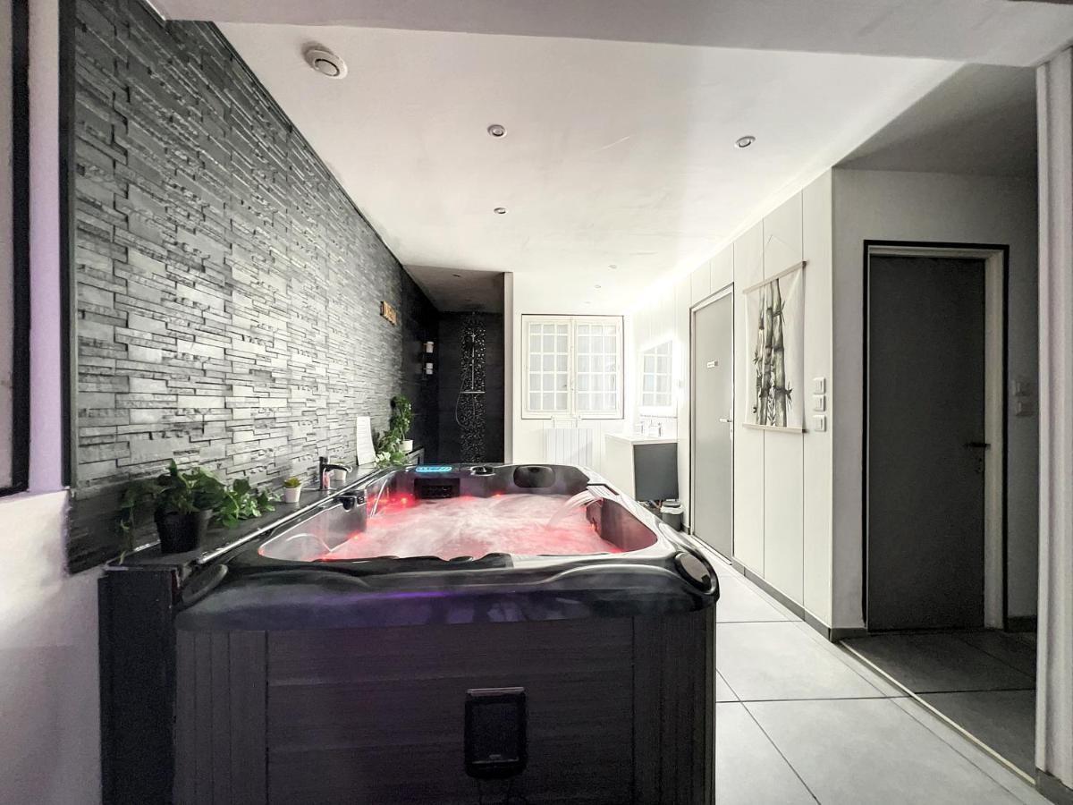 Dream Loft Jacuzzi - Sauna Брест Екстериор снимка